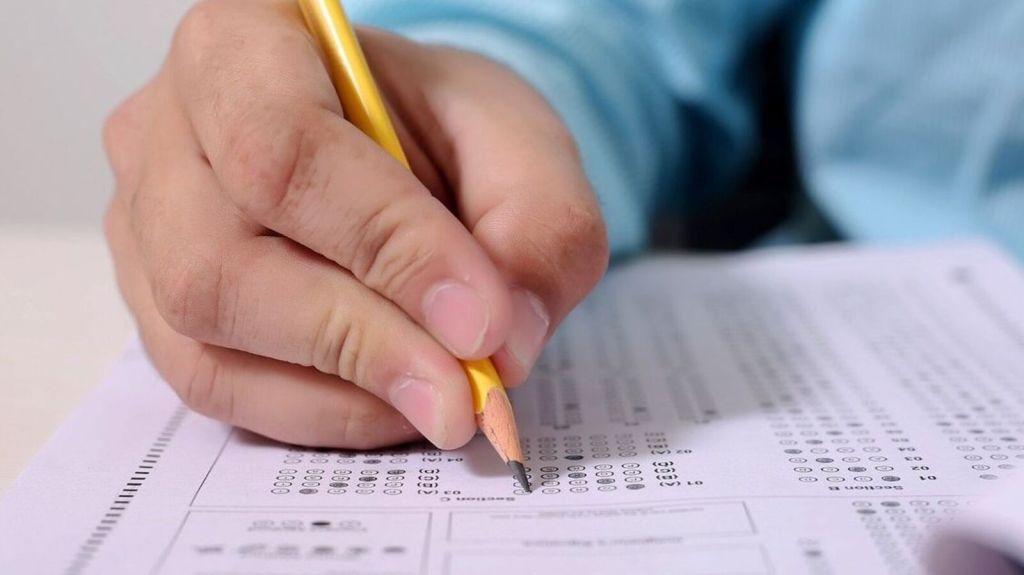 Karnataka 2nd PUC Result 2024 Live Updates: KSEAB Class 12 result to be announced today on karresults.nic.in